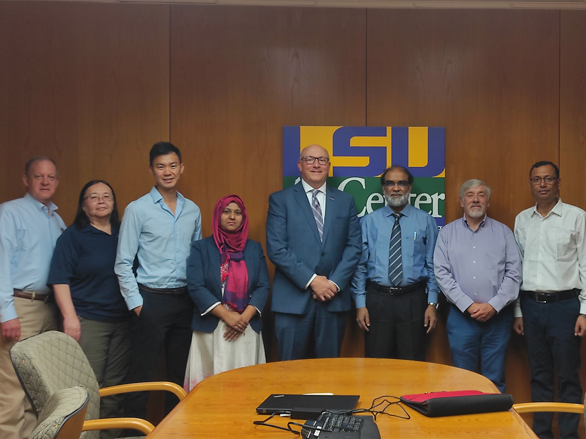 The Fish Innovation Lab team met with the vice president for agriculture and dean of the College of Agriculture, Matt Lee.